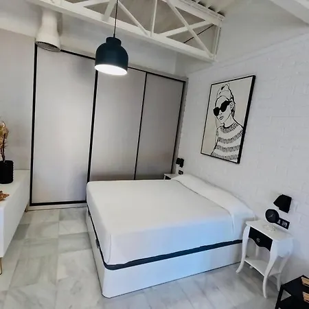 Loft Puerta De Capitulares アパート *