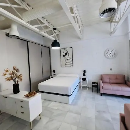 Loft Puerta De Capitulares アパート *